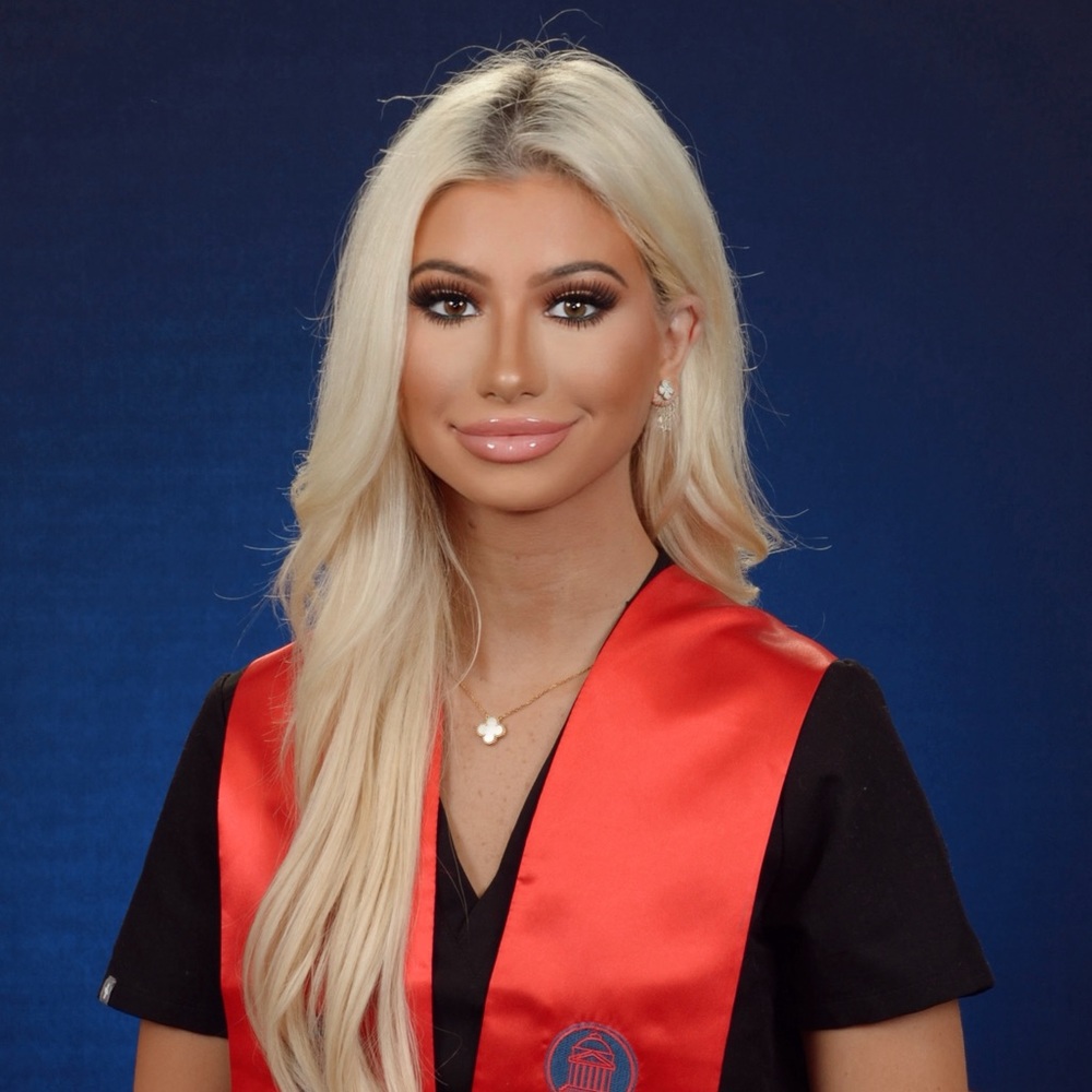 Meet your Posher, Gabi